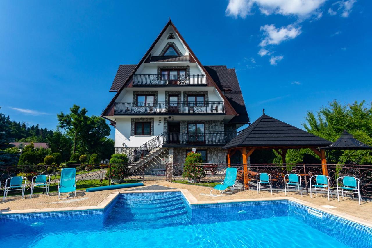 Dw Pawel Bed & Breakfast โปโรนิน ภายนอก รูปภาพ