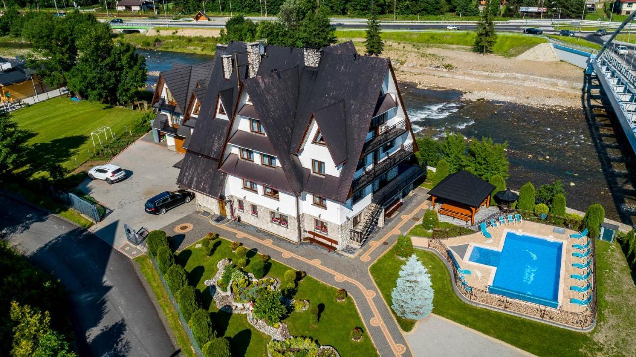 Dw Pawel Bed & Breakfast โปโรนิน ภายนอก รูปภาพ